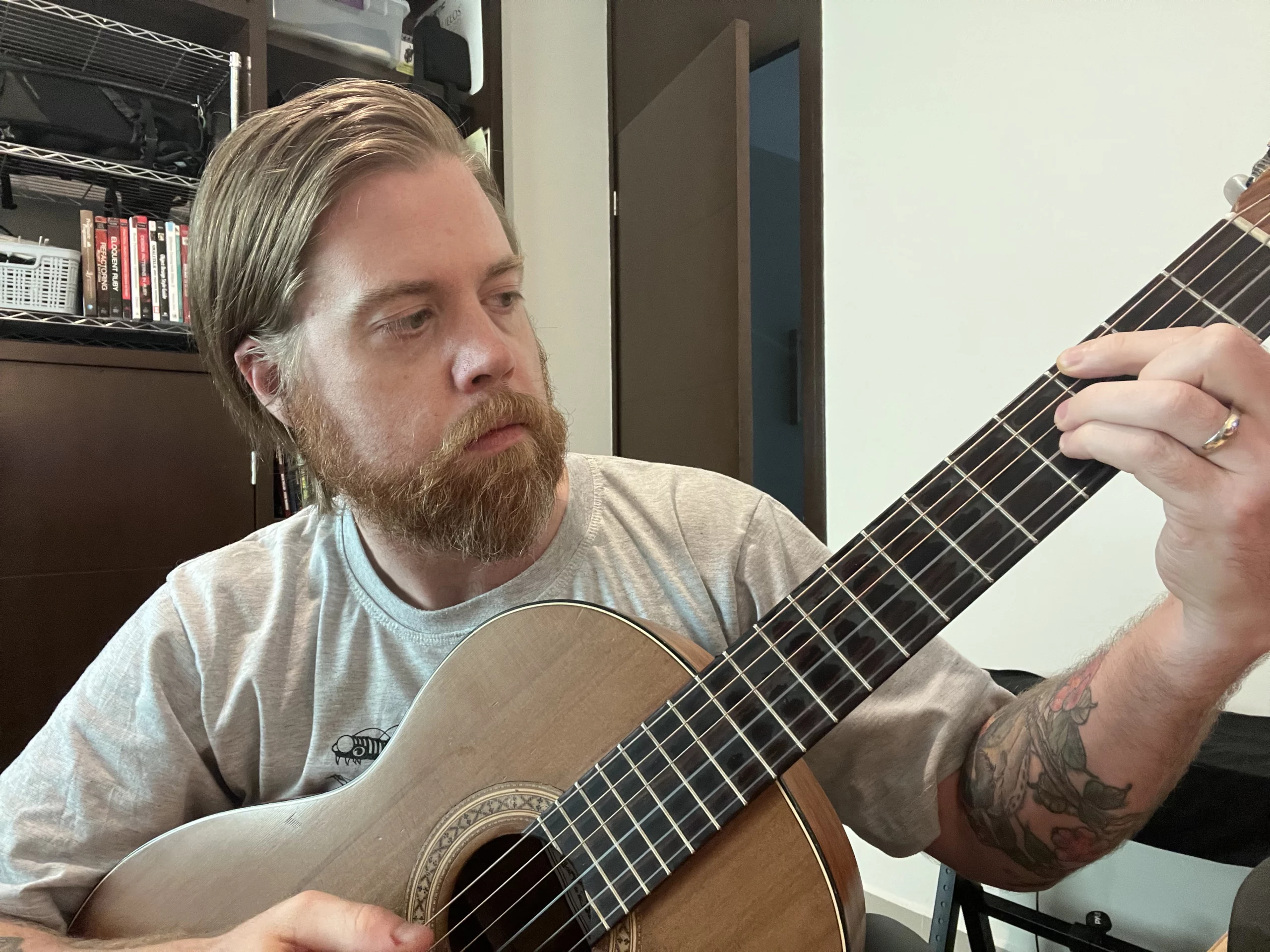 Joe Sak, a Senior Developer who recovered from it industry career confusion by getting back in touch with his creative pursuits